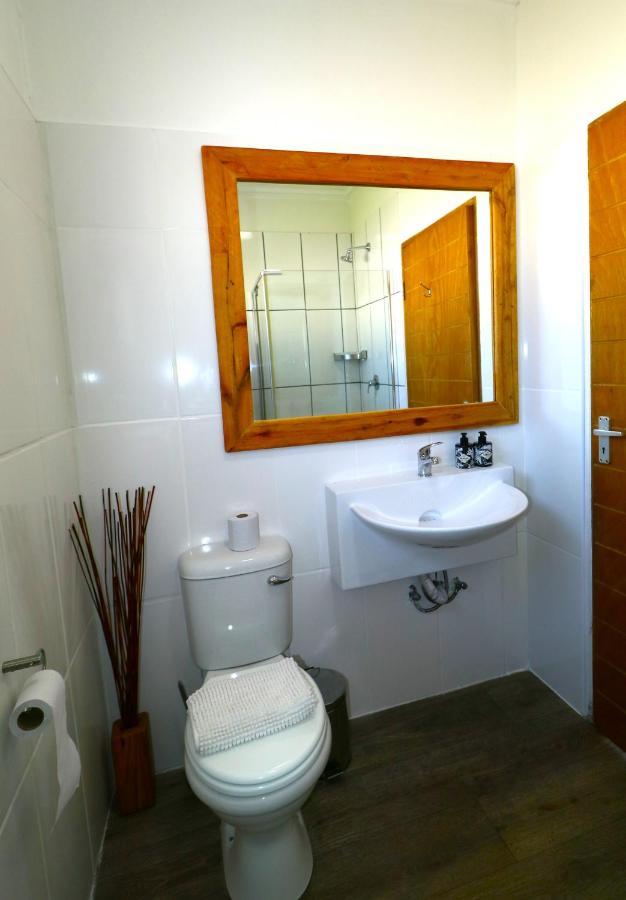 Tiende Laan Bed&Breakfast&Self-Catering Walvisbaai Buitenkant foto