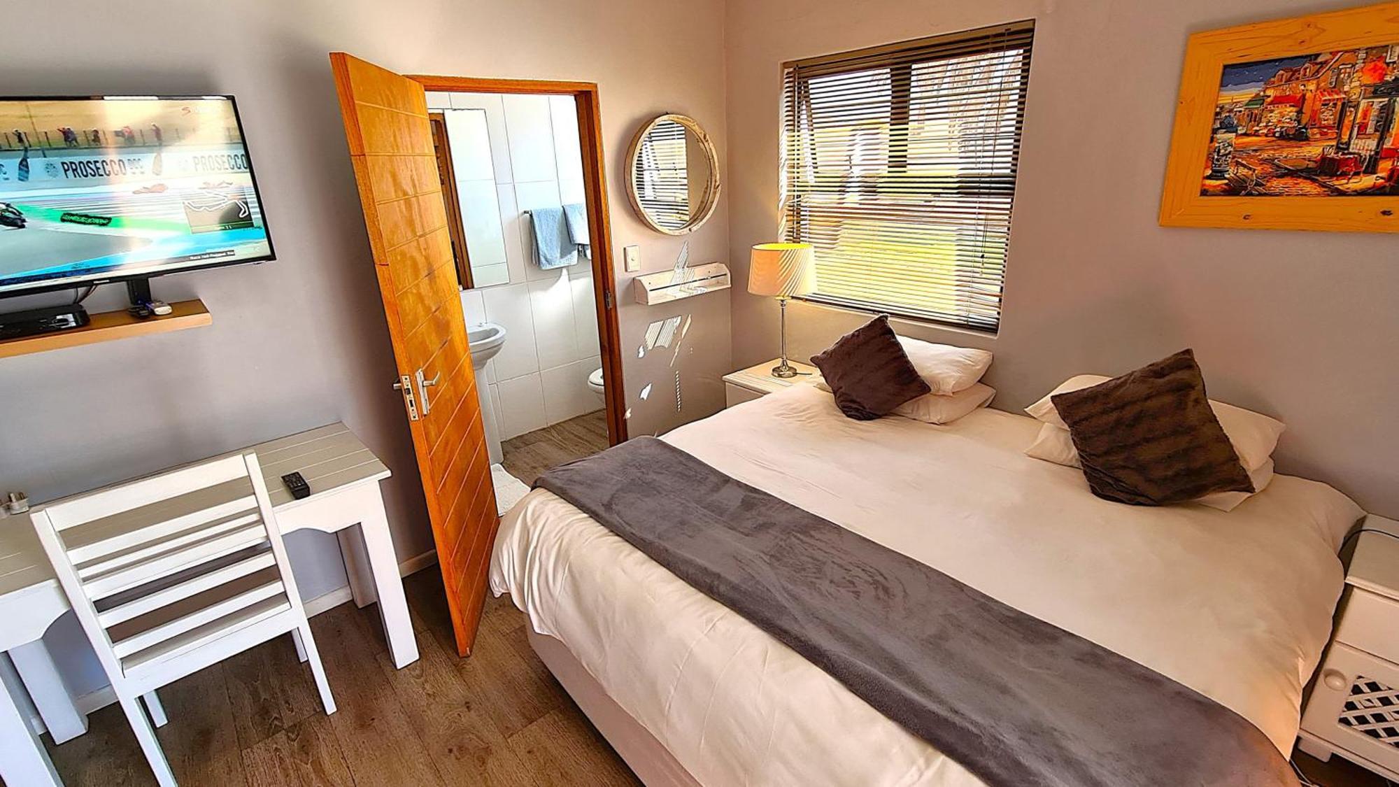 Tiende Laan Bed&Breakfast&Self-Catering Walvisbaai Buitenkant foto