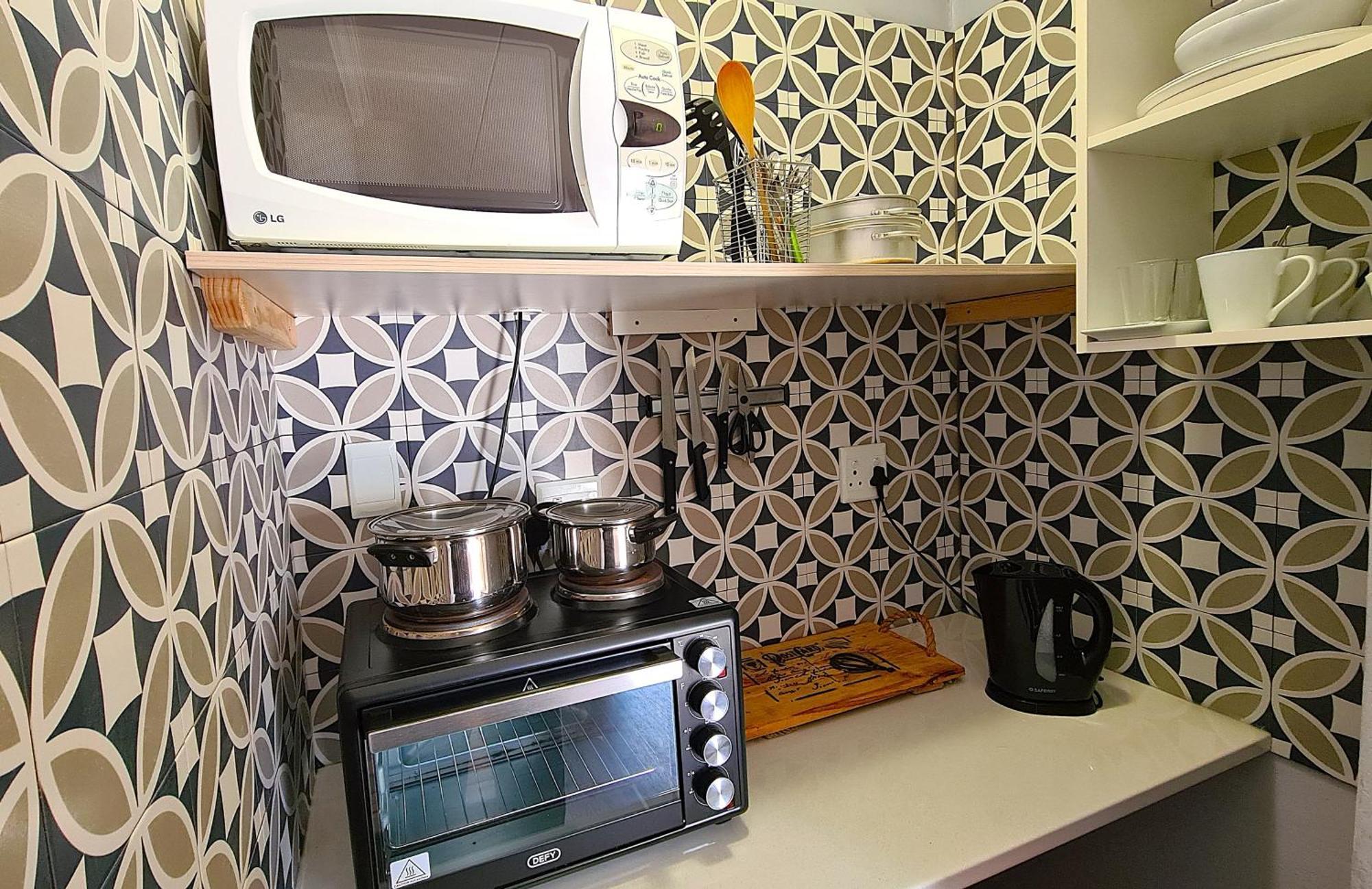Tiende Laan Bed&Breakfast&Self-Catering Walvisbaai Buitenkant foto