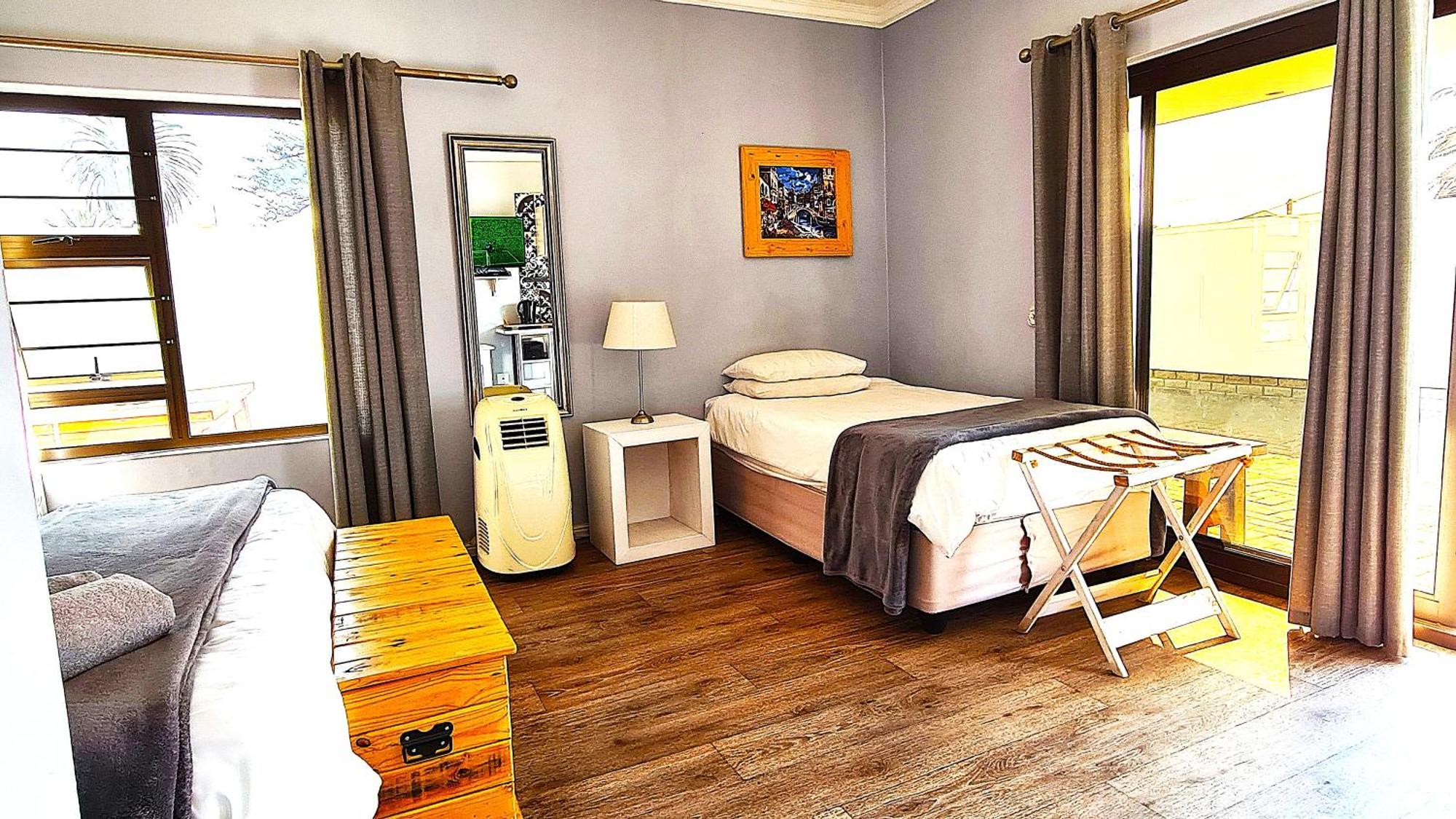 Tiende Laan Bed&Breakfast&Self-Catering Walvisbaai Buitenkant foto