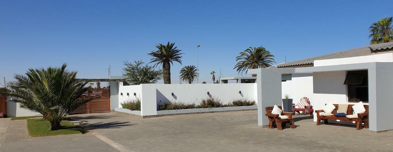 Tiende Laan Bed&Breakfast&Self-Catering Walvisbaai Buitenkant foto