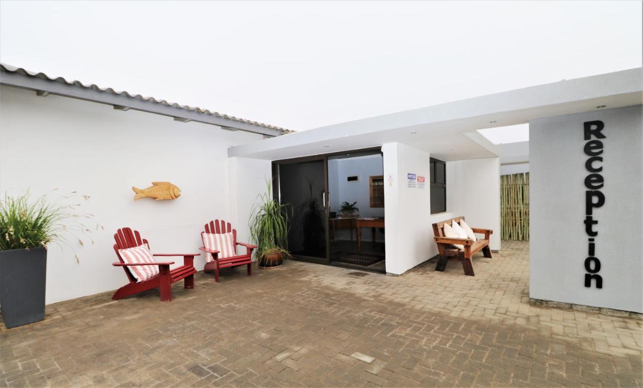 Tiende Laan Bed&Breakfast&Self-Catering Walvisbaai Buitenkant foto